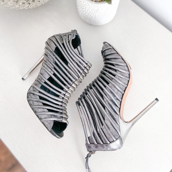 L.A.M.B. Gunmetal Strappy Cage Sandals - Size US 7 - Picture 5 of 5